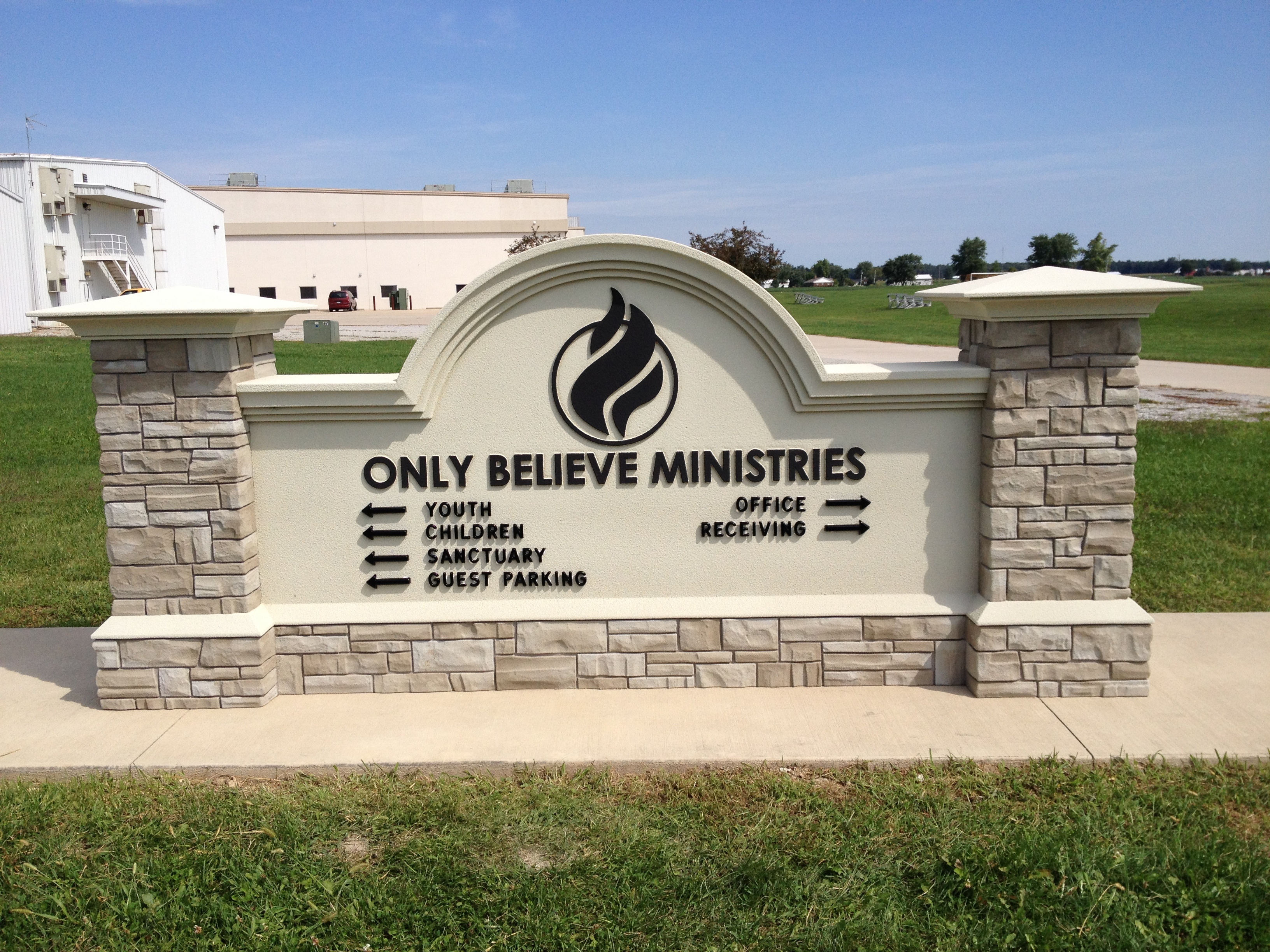 Custom monument signs in Lima, Ohio with LED illumination